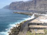 [Photo of cliffs of Los Gigantes]